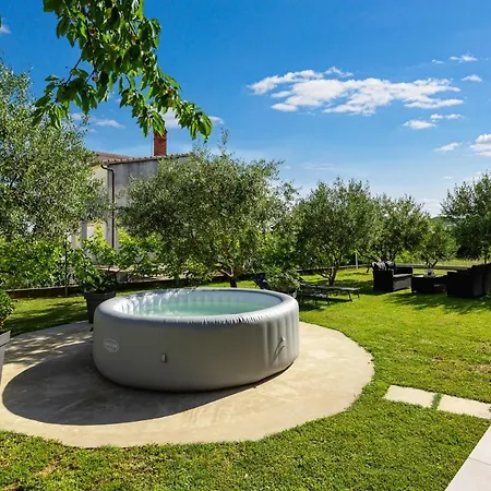 Family Garden Retreat Casa vacanze *