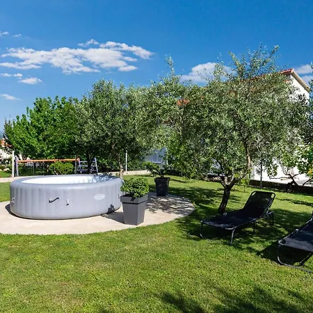 Family Garden Retreat Casa vacanze